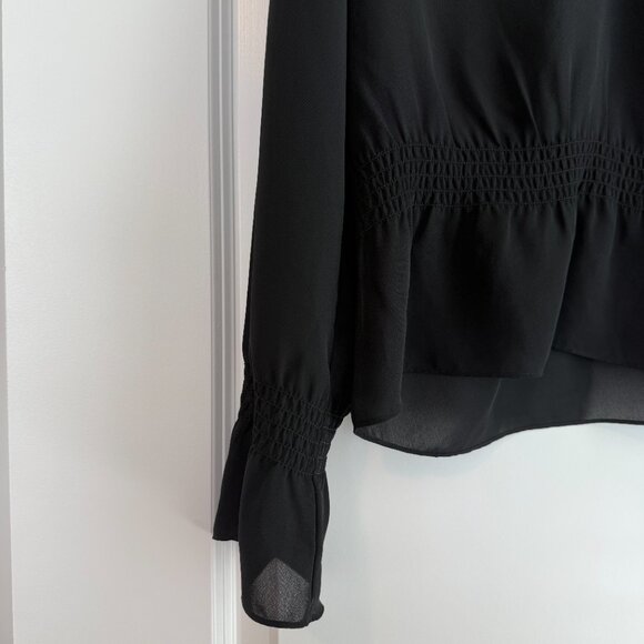 Ann Taylor LOFT Long Sleeve V-Neck Blouse Size Medium Good Condition - Picture 5 of 6